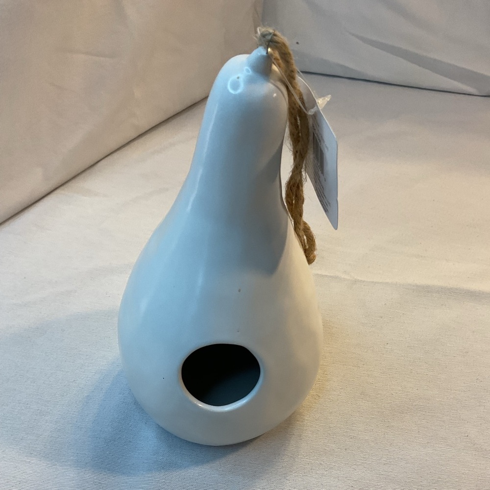 Place & Time NWT Ceramic White Gord Birdhouse, Twine Hanger